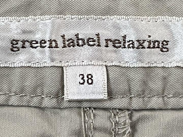 green label relaxing ショートパンツ　クリーム色　サイズ38