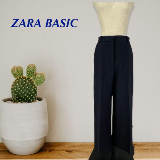 美品　ZARA BASIC パンツ　サイズＳ　紺色　スペイン製